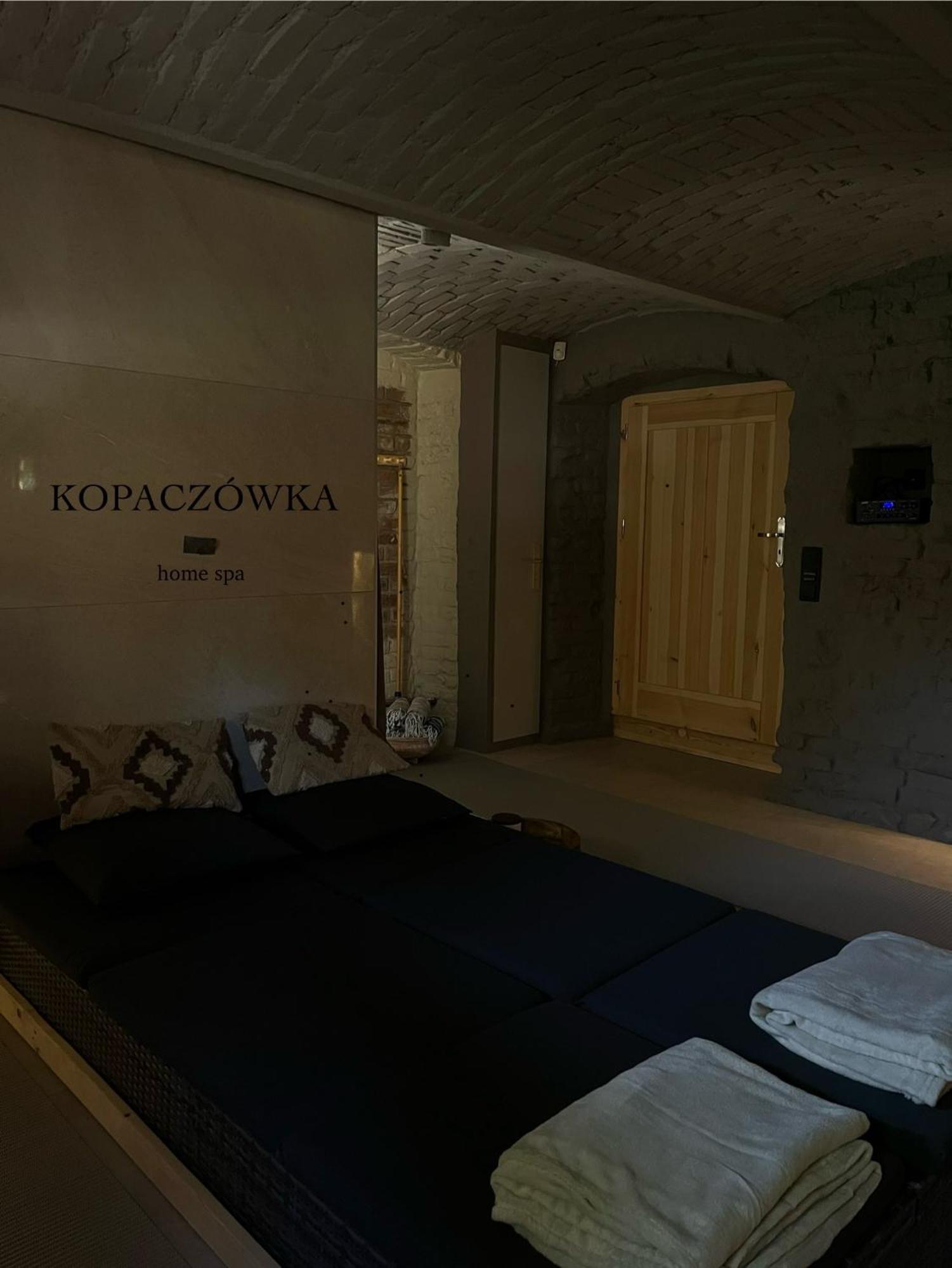 Klimatyczny Dom Kopaczowka Przytulna Miejscowka Z Kominkiem, Sauna I Ogrodem U Podnoza Gor Stolowych Радкув Екстер'єр фото